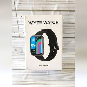 WYZE smartwatch nwt